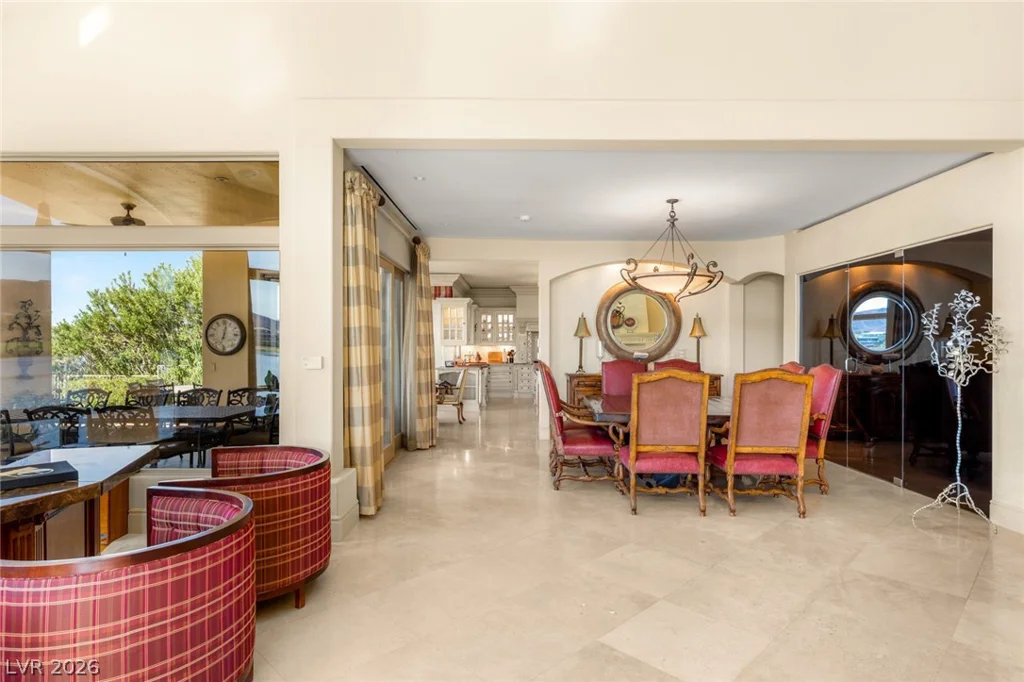 8 Rue Promenade, Henderson, NV 89011