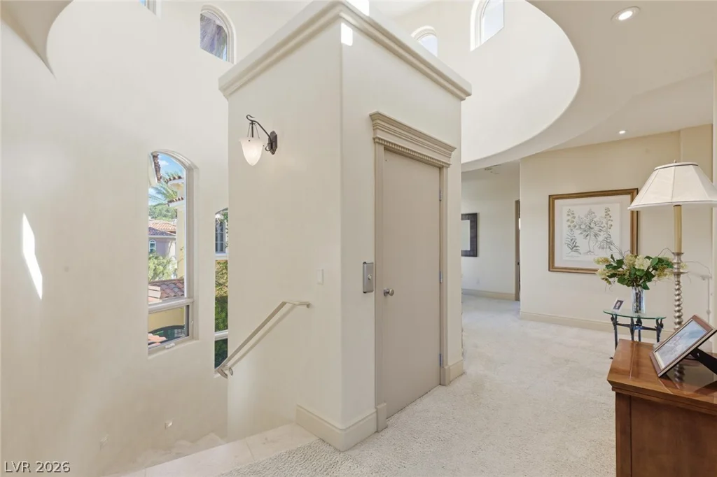 8 Rue Promenade, Henderson, NV 89011