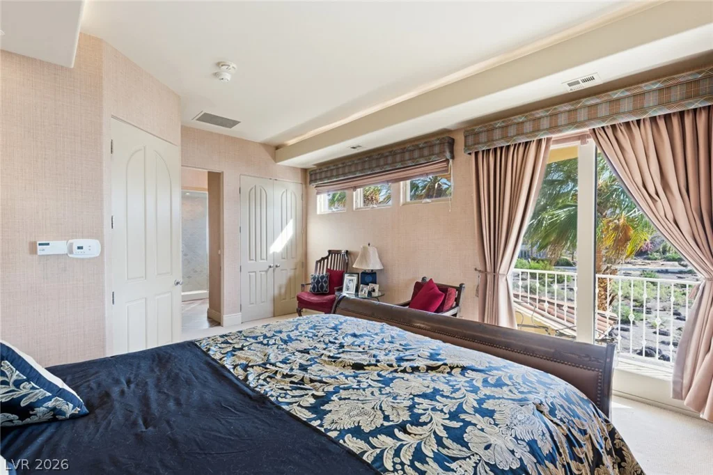 8 Rue Promenade, Henderson, NV 89011