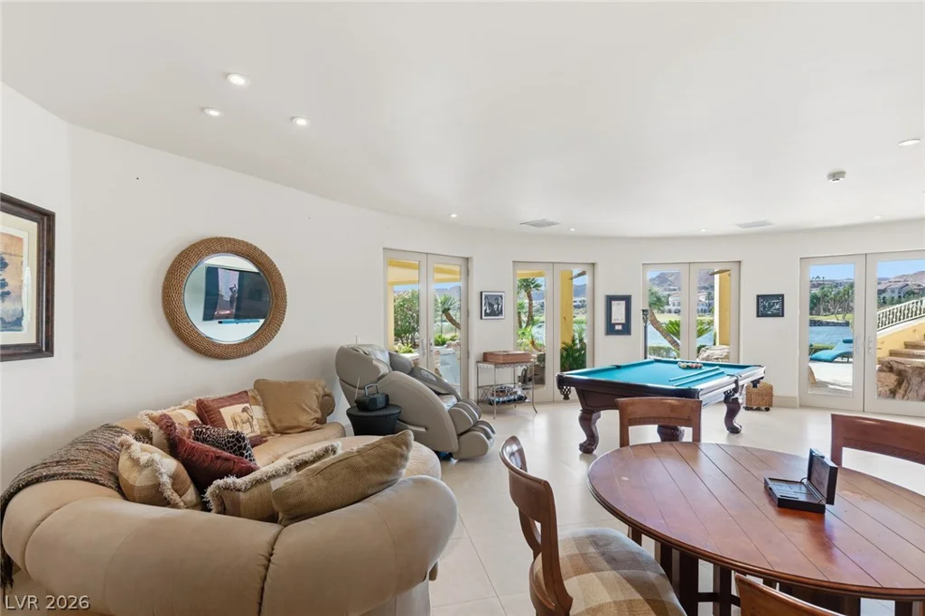 8 Rue Promenade, Henderson, NV 89011