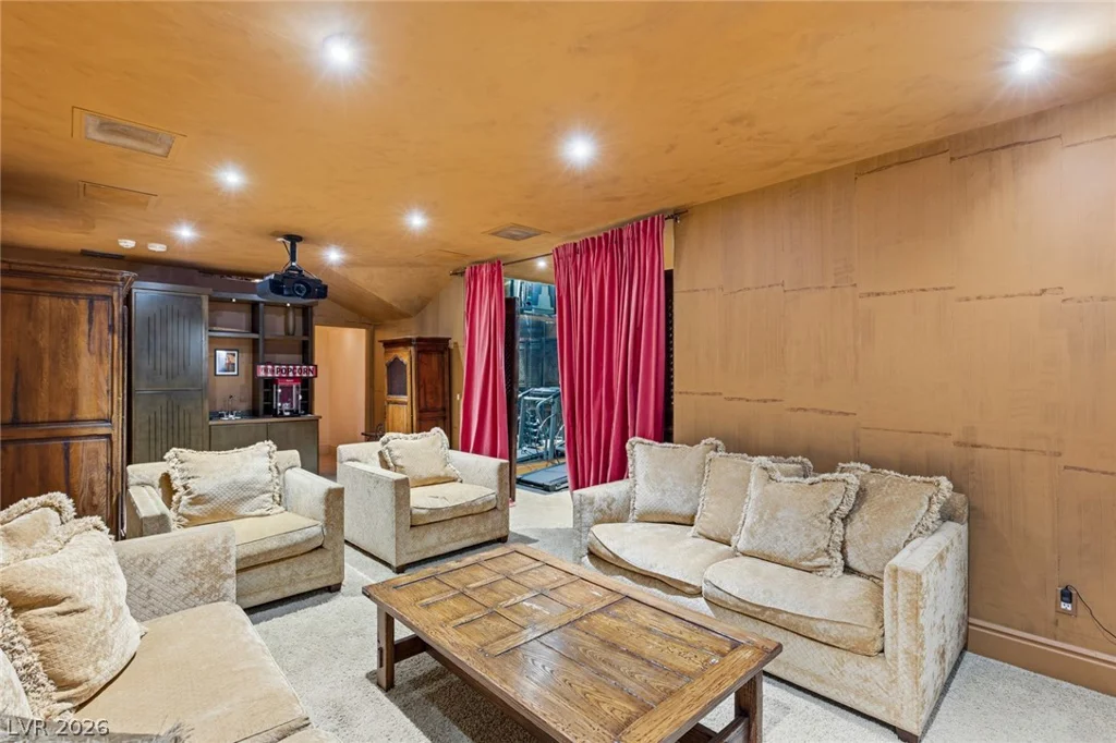 8 Rue Promenade, Henderson, NV 89011