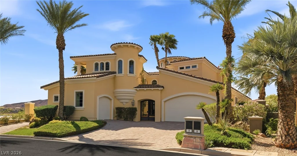 8 Rue Promenade, Henderson, NV 89011