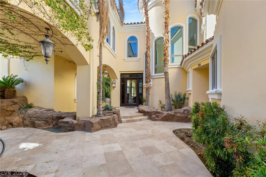 8 Rue Promenade, Henderson, NV 89011
