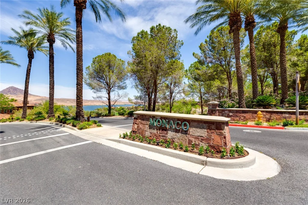 8 Rue Promenade, Henderson, NV 89011