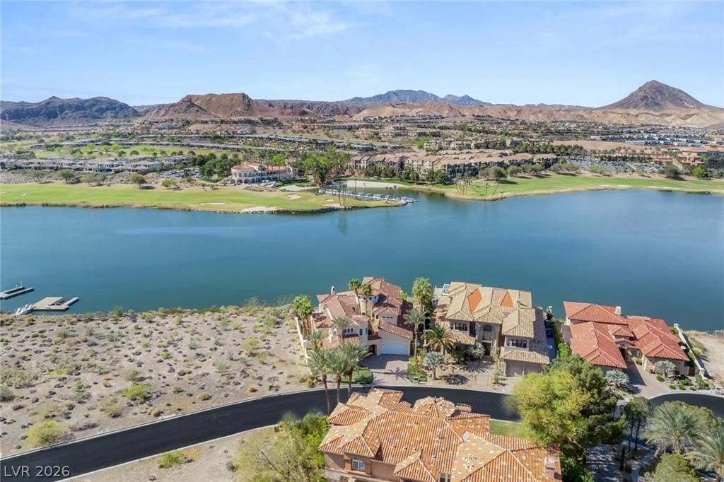 8 Rue Promenade, Henderson, NV 89011