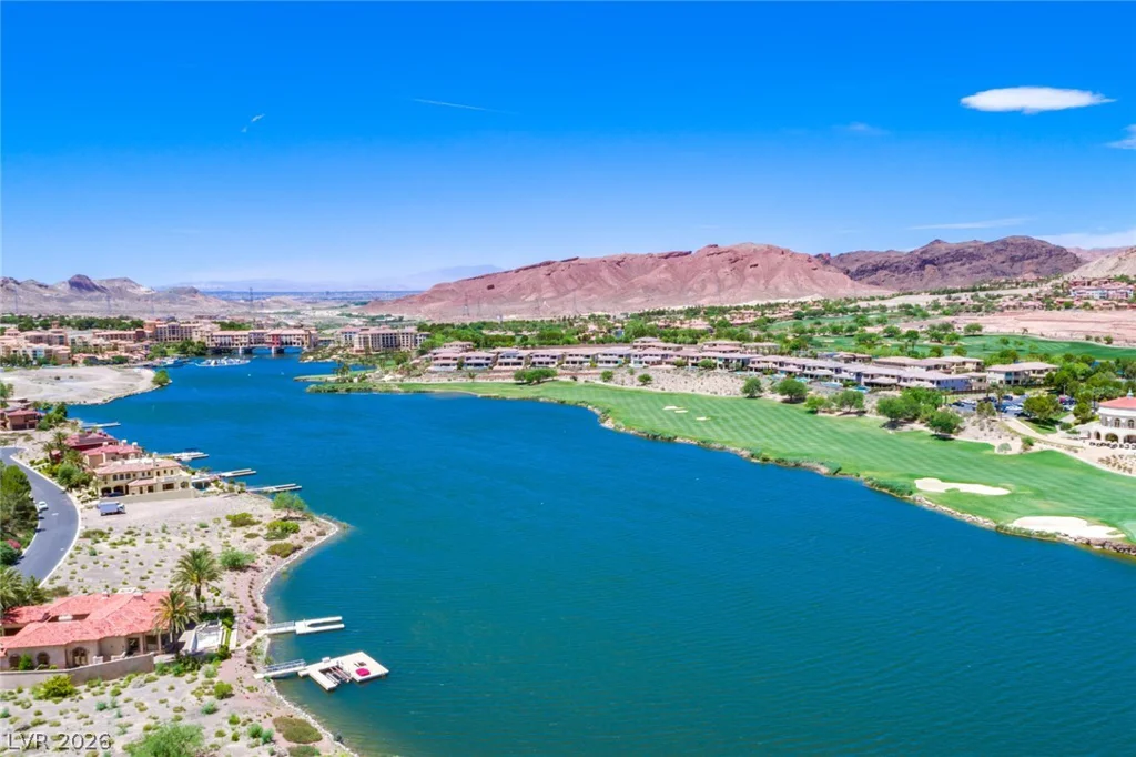 8 Rue Promenade, Henderson, NV 89011