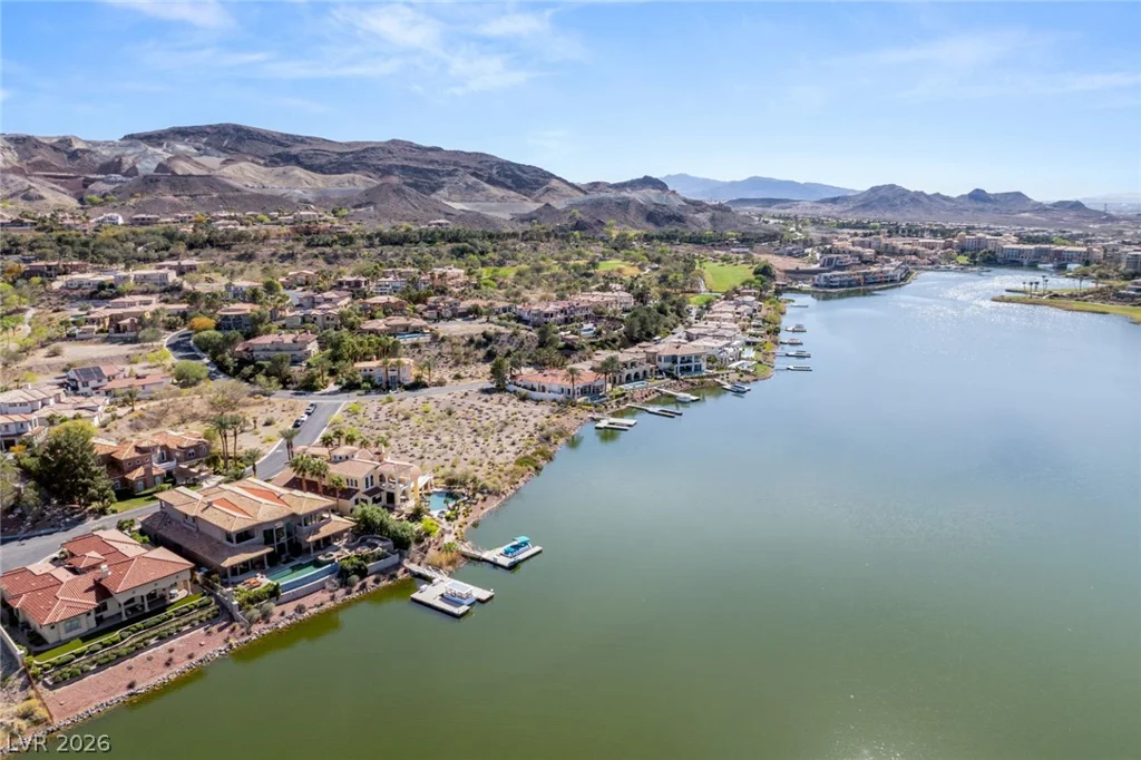 8 Rue Promenade, Henderson, NV 89011