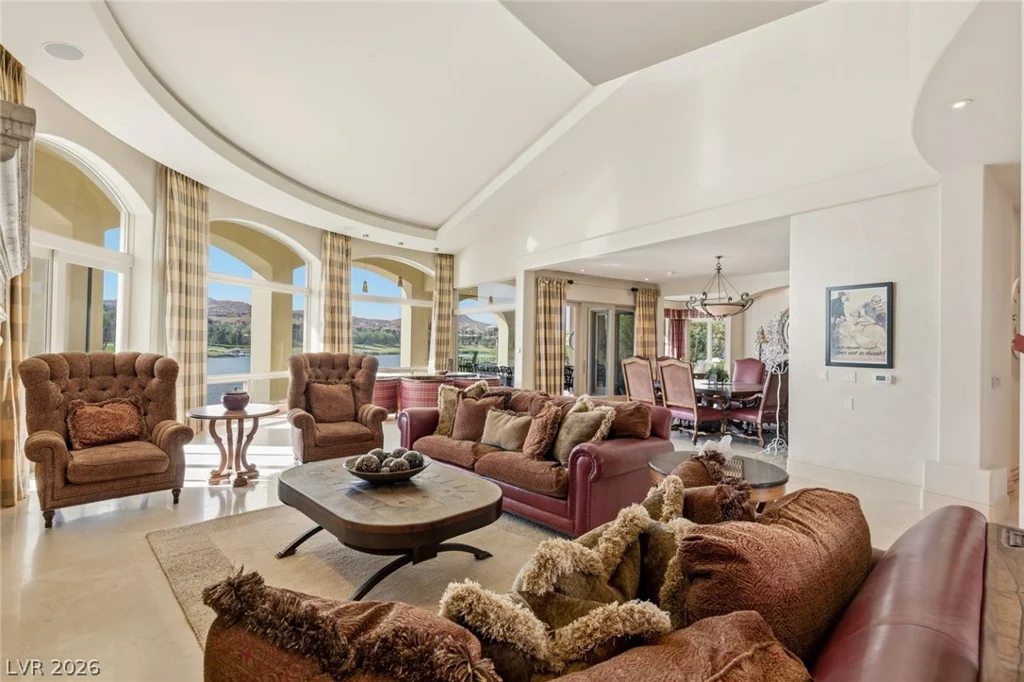 8 Rue Promenade, Henderson, NV 89011