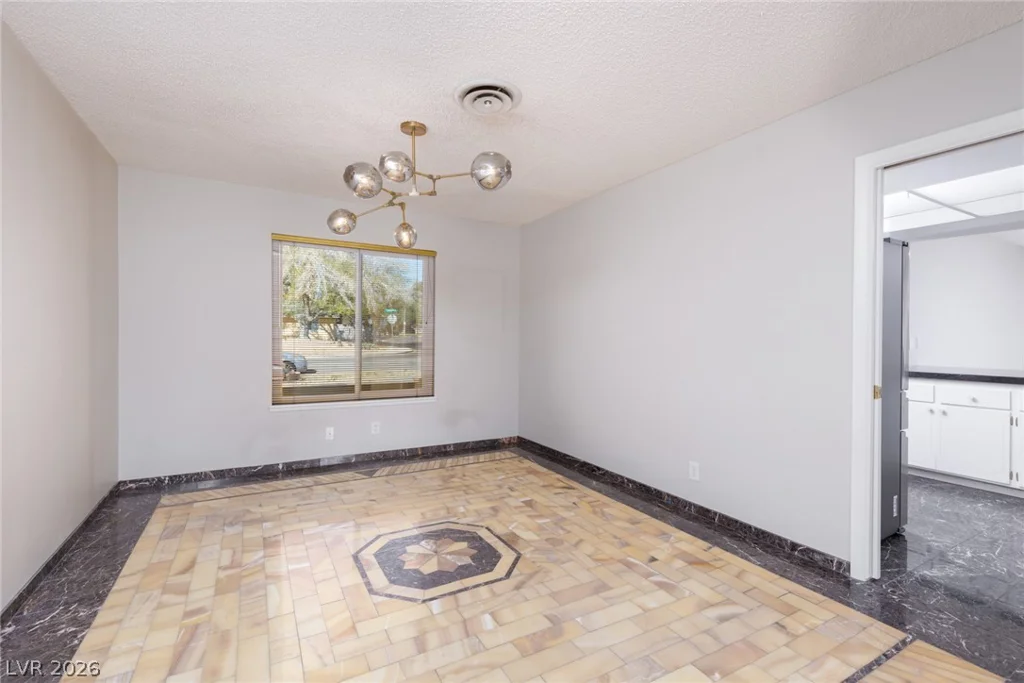 4201 Greenhill, Las Vegas, NV 89121