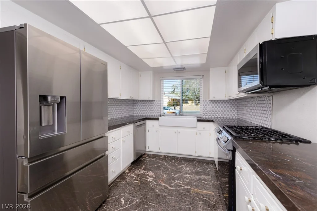 4201 Greenhill, Las Vegas, NV 89121