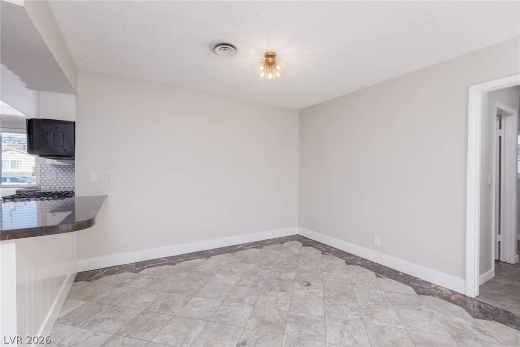 4201 Greenhill, Las Vegas, NV 89121