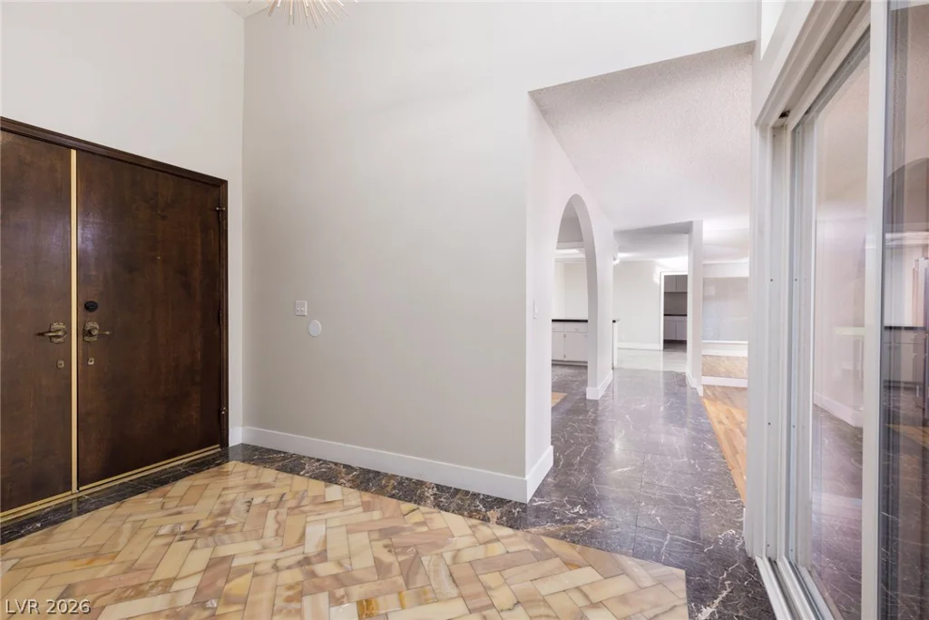 4201 Greenhill, Las Vegas, NV 89121
