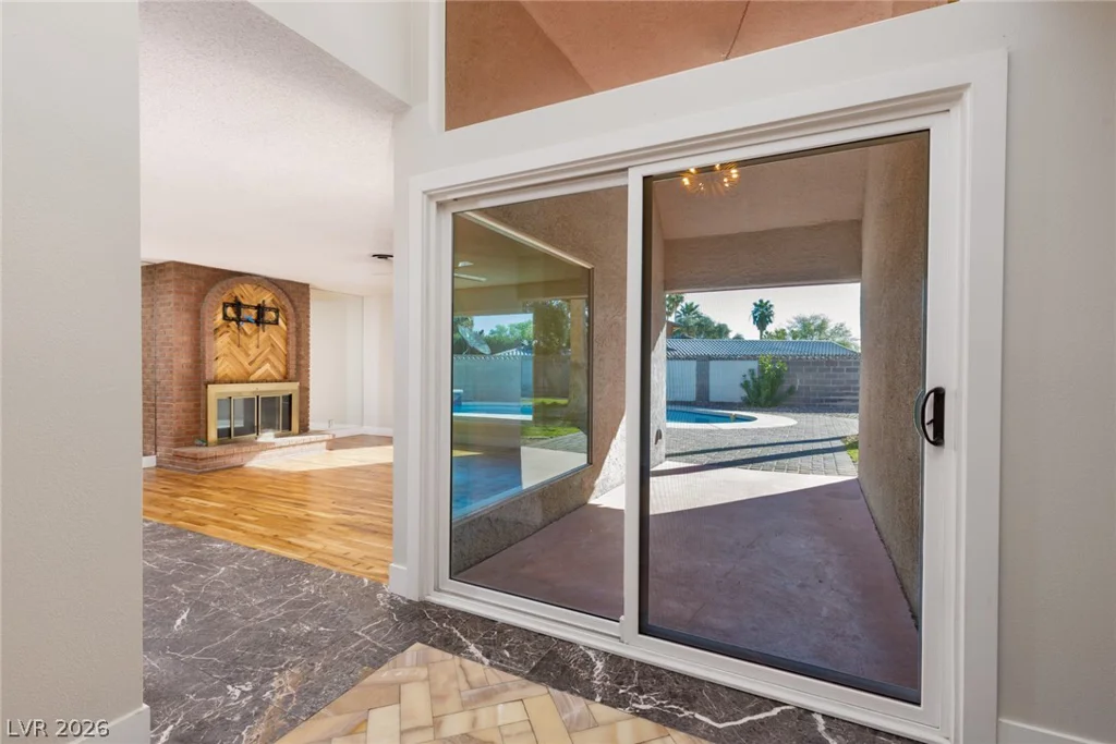 4201 Greenhill, Las Vegas, NV 89121