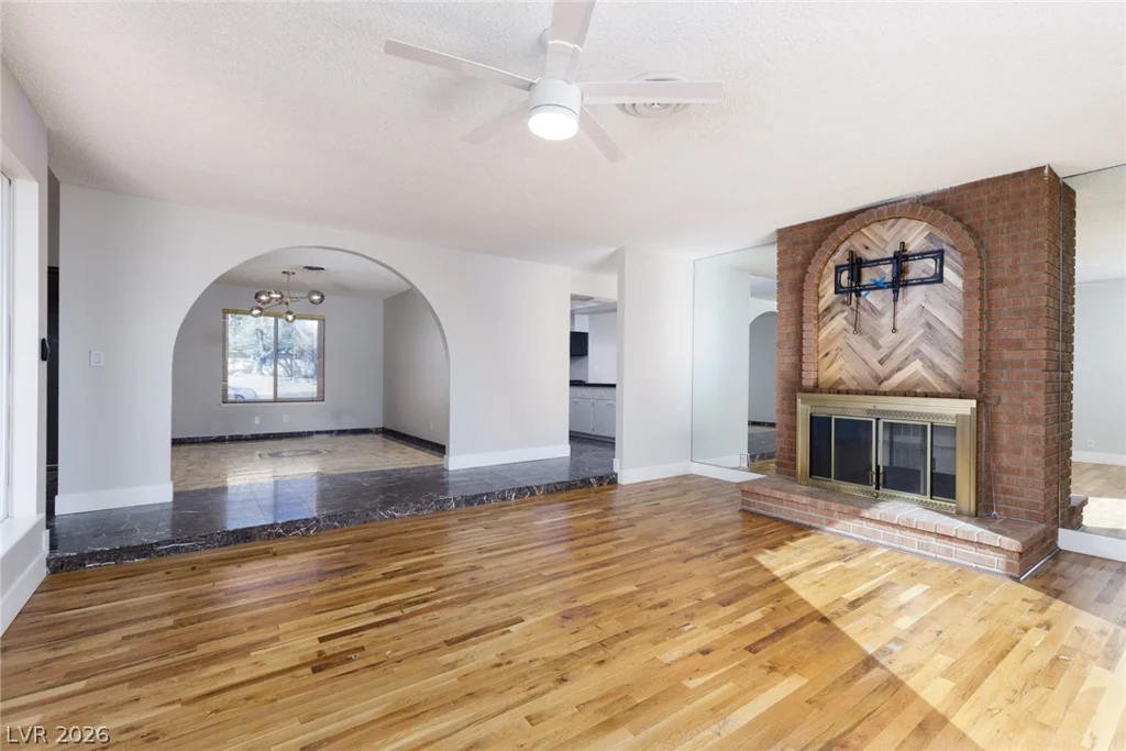 4201 Greenhill, Las Vegas, NV 89121