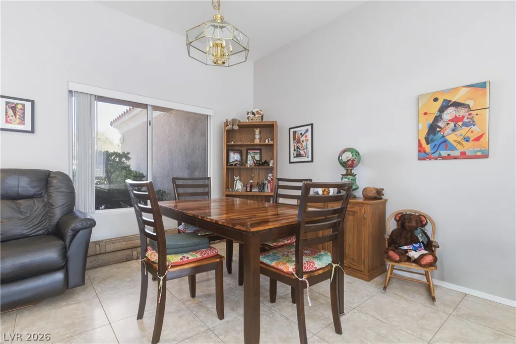 2121 Red Dawn Sky, Las Vegas, NV 89134