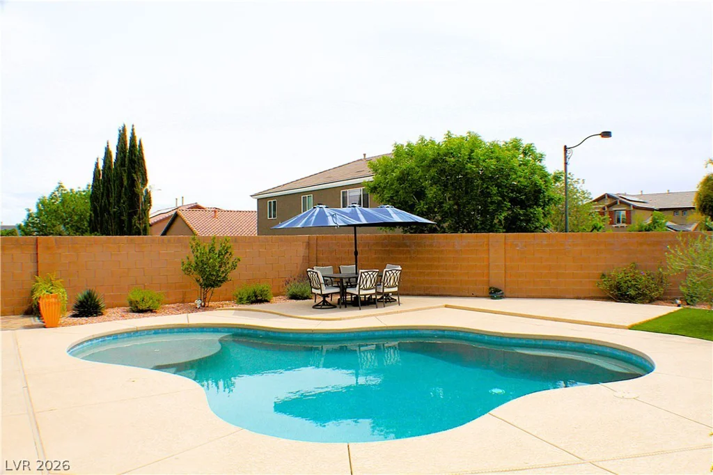 10241 Bristol Peak, Las Vegas, NV 89166