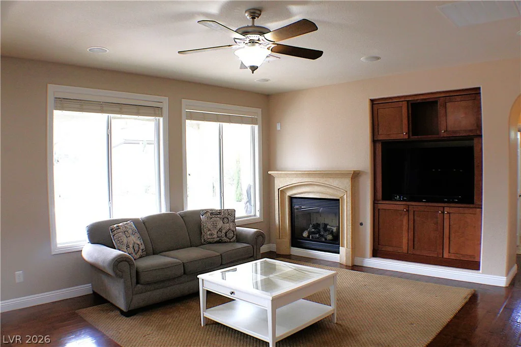 10241 Bristol Peak, Las Vegas, NV 89166