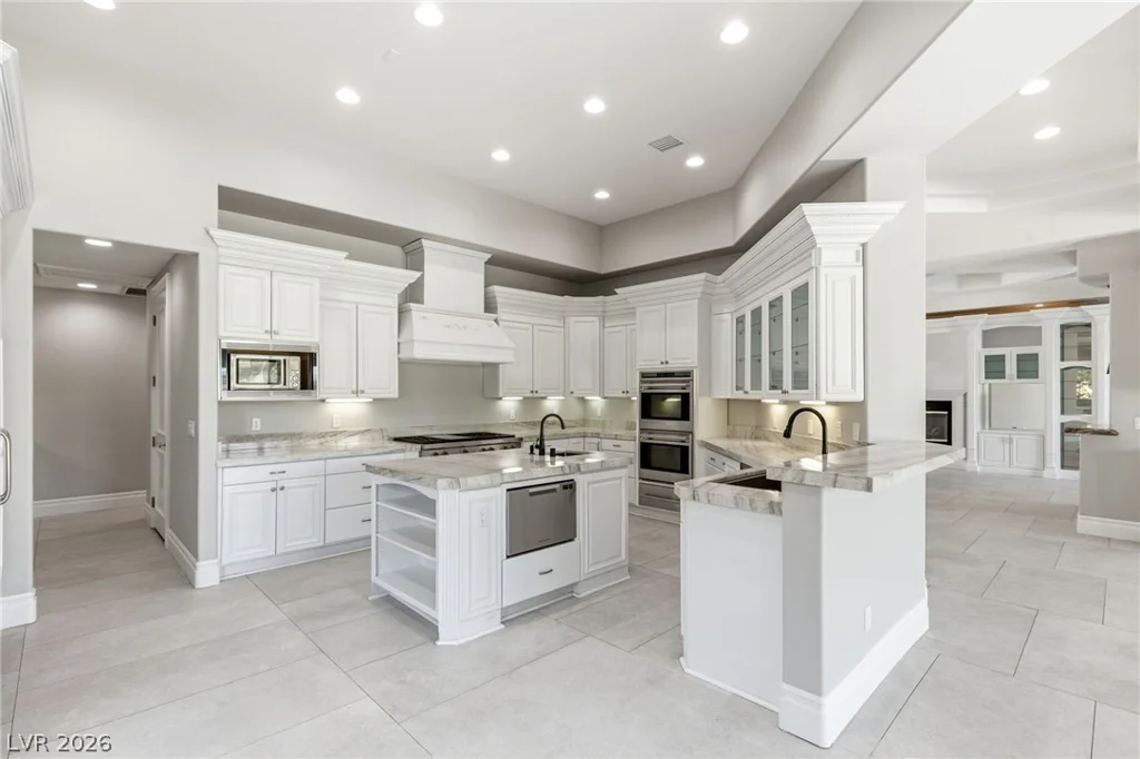 9328 Tournament Canyon, Las Vegas, NV 89144