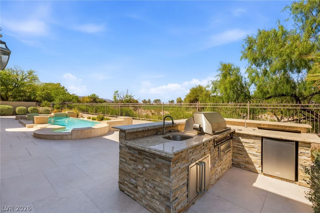 9328 Tournament Canyon, Las Vegas, NV 89144