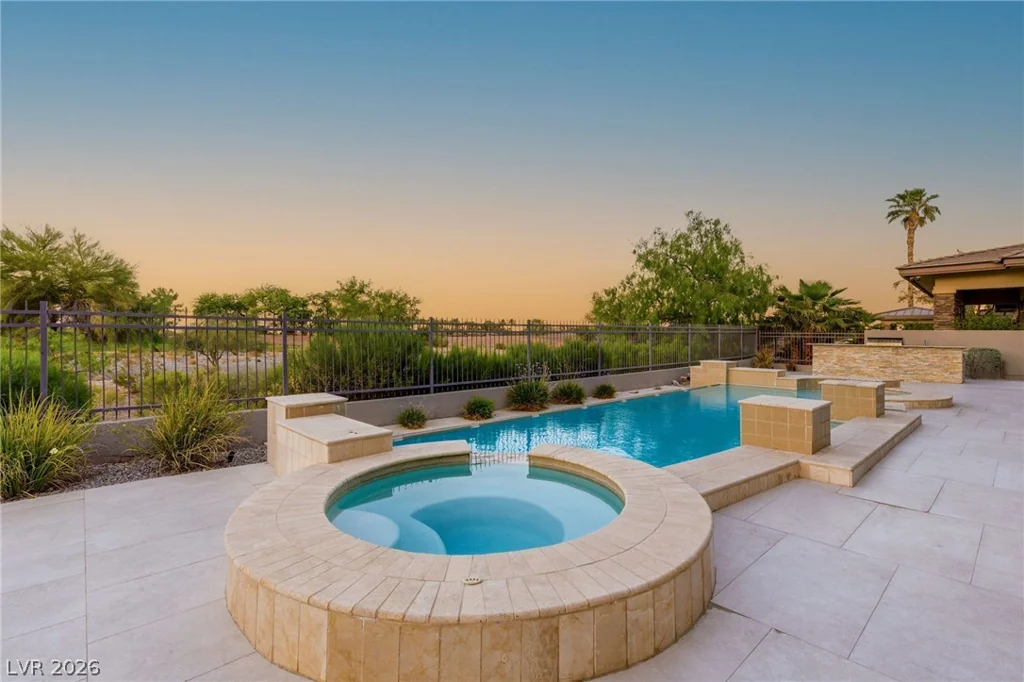 9328 Tournament Canyon, Las Vegas, NV 89144
