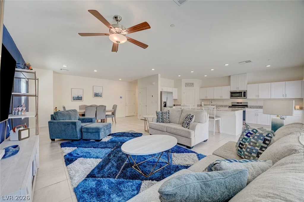 10947 Preston Trails, Las Vegas, NV 89166