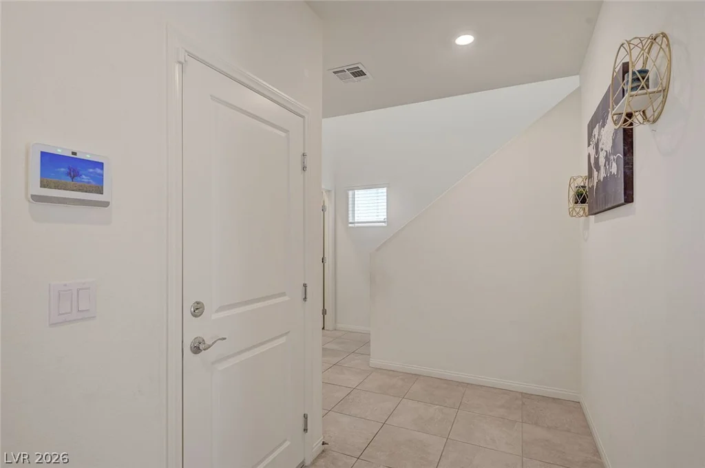 10947 Preston Trails, Las Vegas, NV 89166