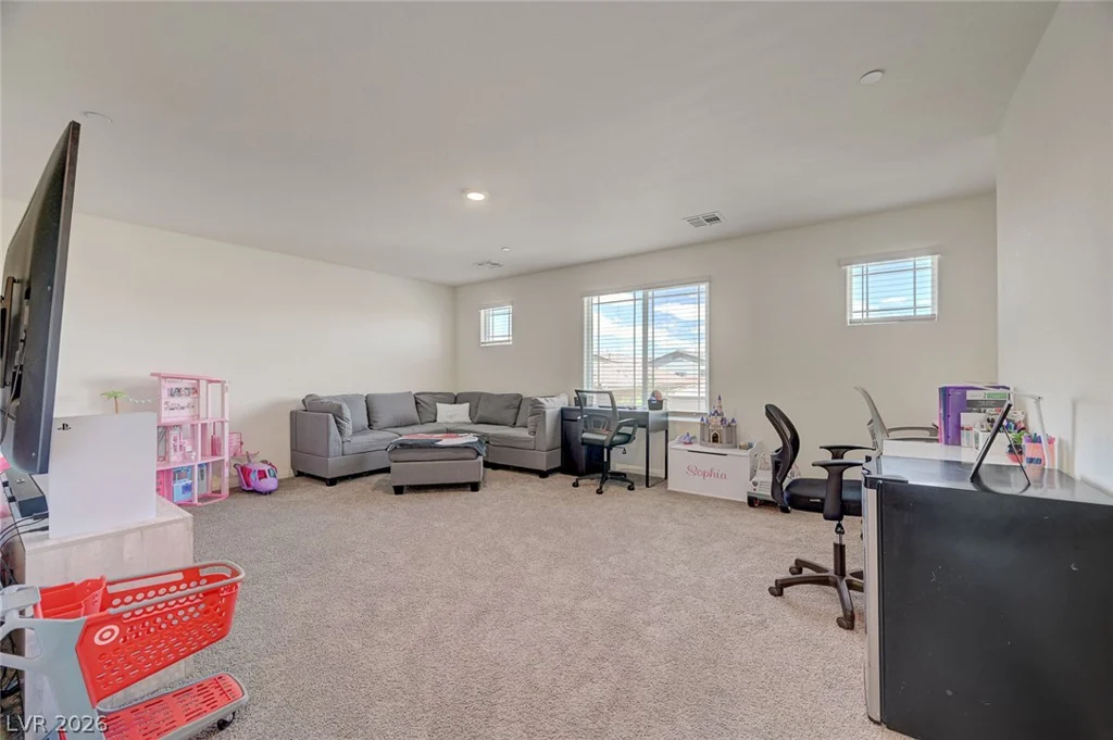 10947 Preston Trails, Las Vegas, NV 89166
