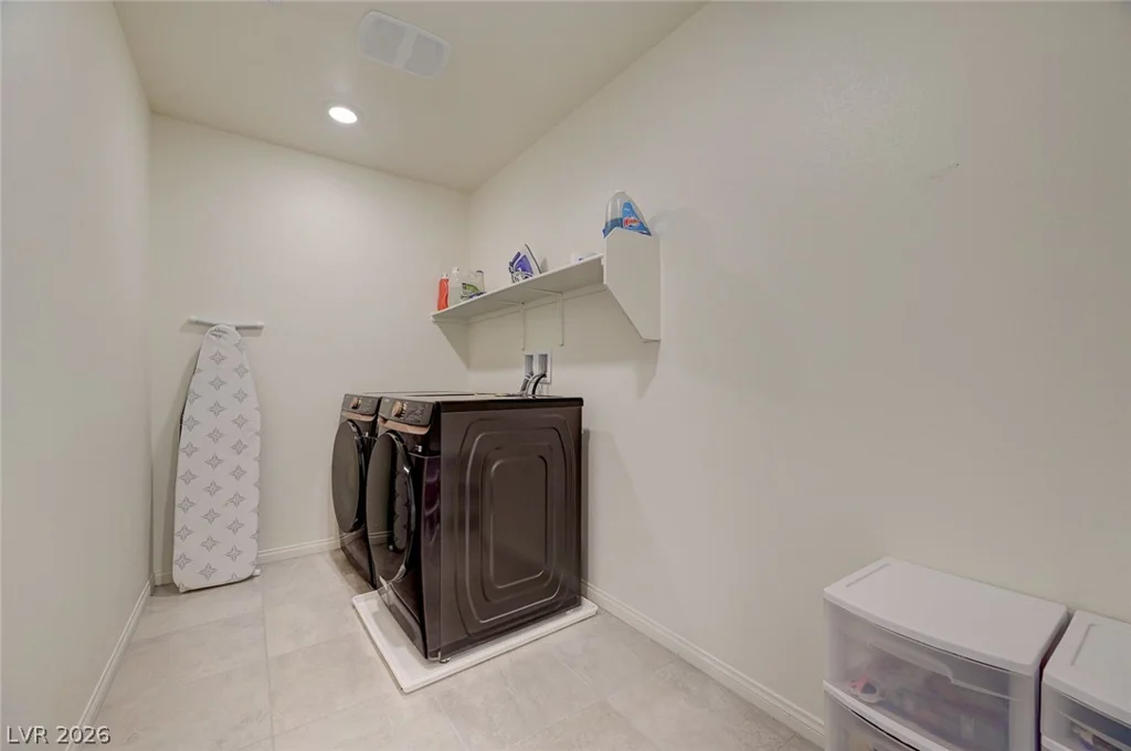 10947 Preston Trails, Las Vegas, NV 89166
