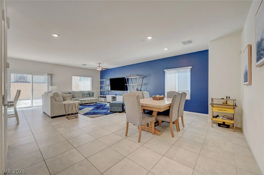 10947 Preston Trails, Las Vegas, NV 89166