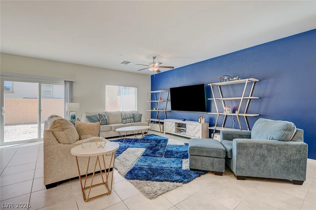 10947 Preston Trails, Las Vegas, NV 89166