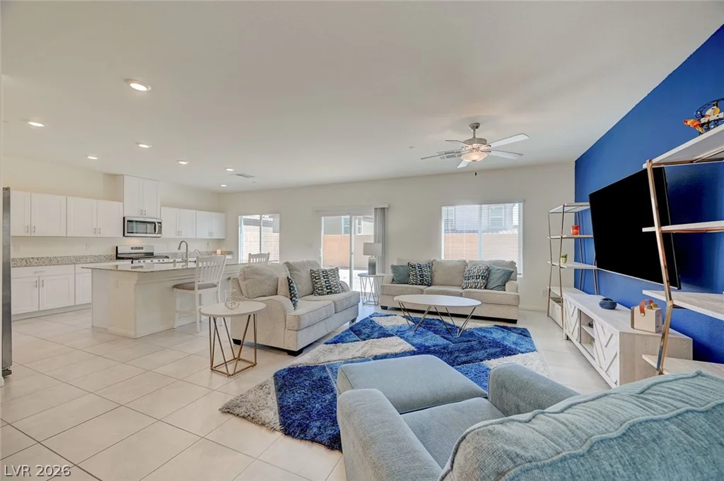 10947 Preston Trails, Las Vegas, NV 89166