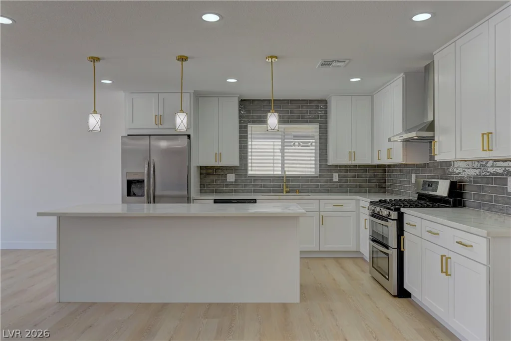 8125 Eginton, Las Vegas, NV 89145