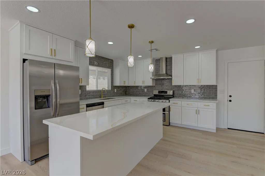 8125 Eginton, Las Vegas, NV 89145