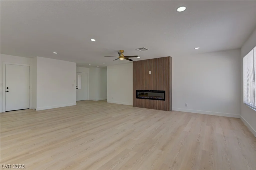 8125 Eginton, Las Vegas, NV 89145