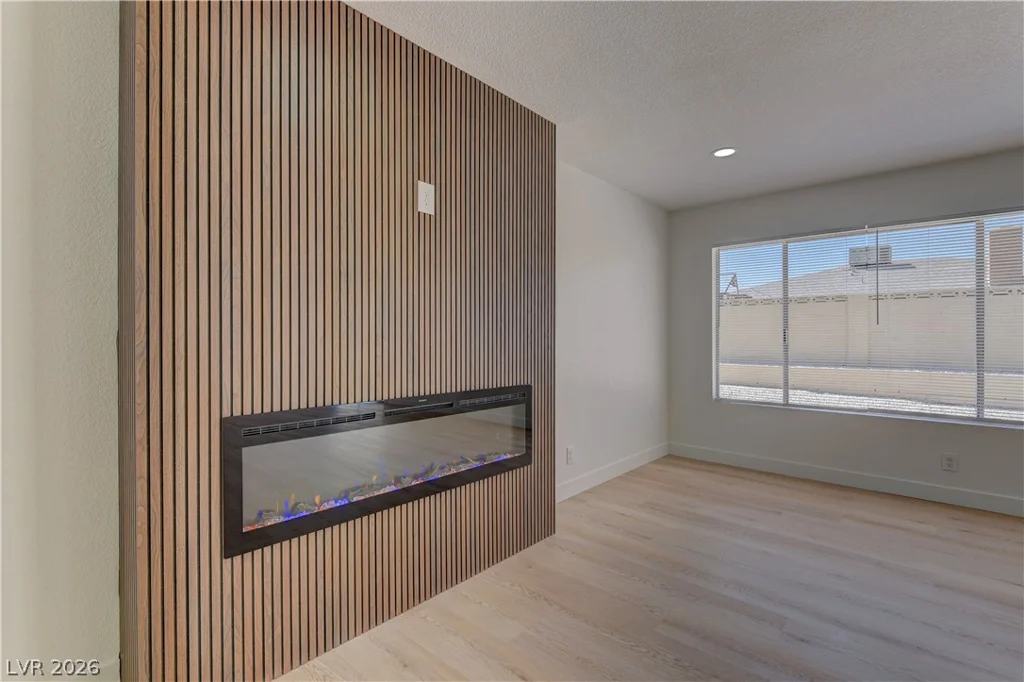 8125 Eginton, Las Vegas, NV 89145