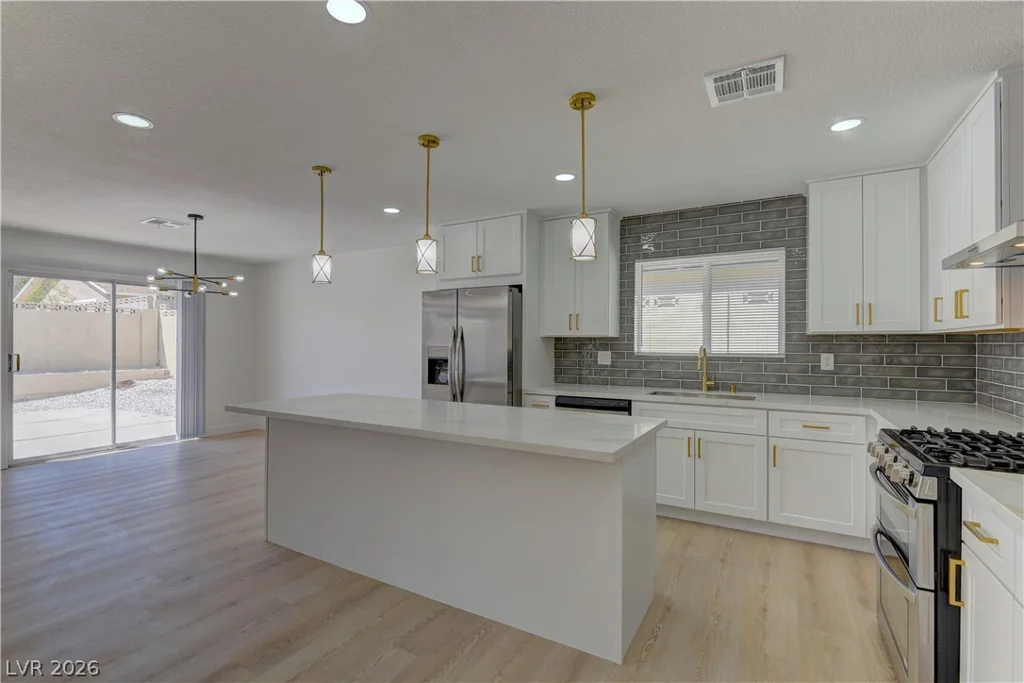 8125 Eginton, Las Vegas, NV 89145