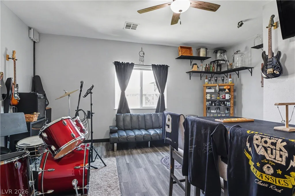 441 Longtree, Henderson, NV 89011