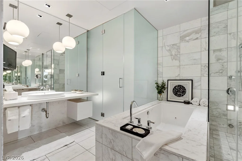 4381 Flamingo, Las Vegas, NV 89103