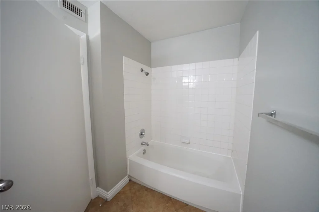 1900 Rio Canyon, Las Vegas, NV 89128