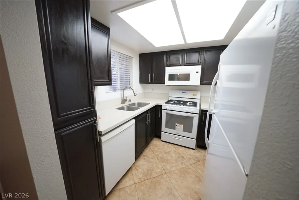 1900 Rio Canyon, Las Vegas, NV 89128