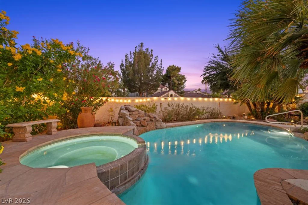 7252 Drifting River, Las Vegas, NV 89149