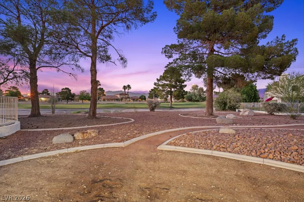 7252 Drifting River, Las Vegas, NV 89149