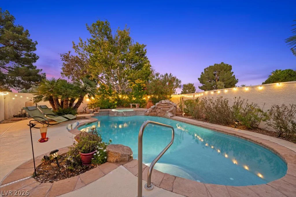 7252 Drifting River, Las Vegas, NV 89149