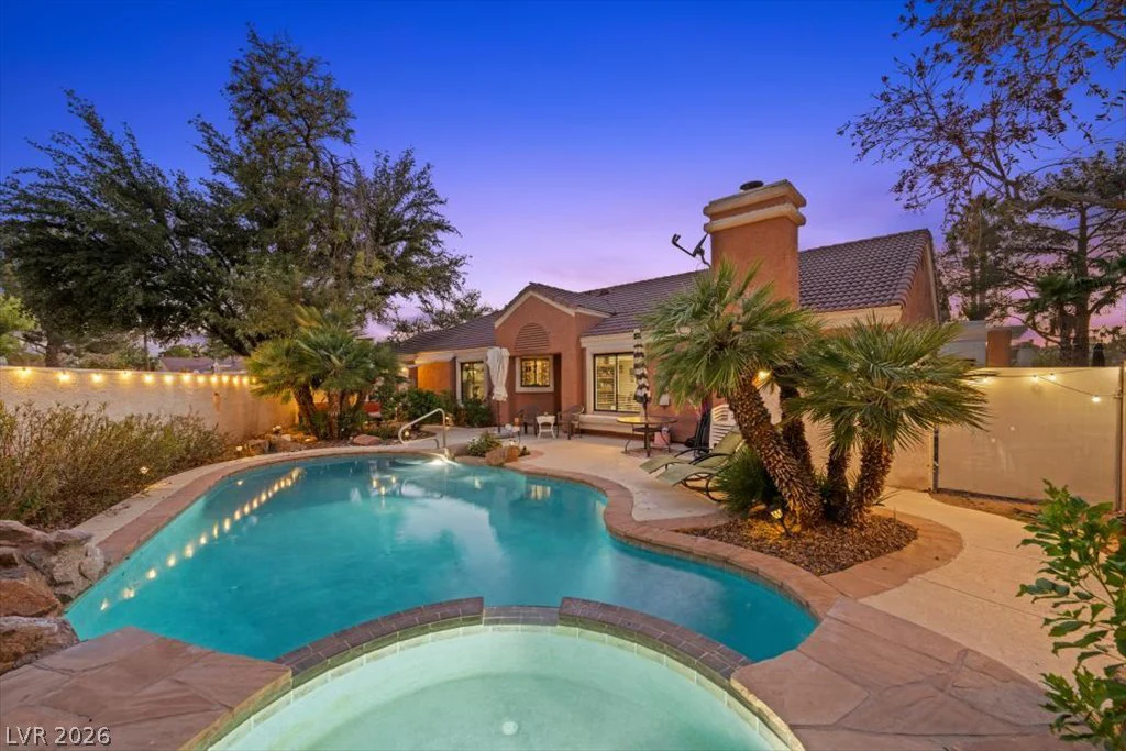 7252 Drifting River, Las Vegas, NV 89149