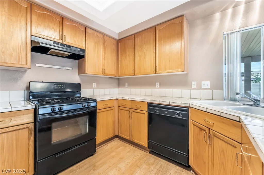 5875 Rainbow Trout, Las Vegas, NV 89113