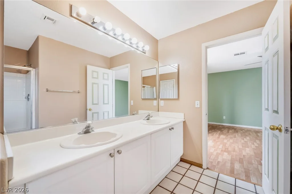 5875 Rainbow Trout, Las Vegas, NV 89113