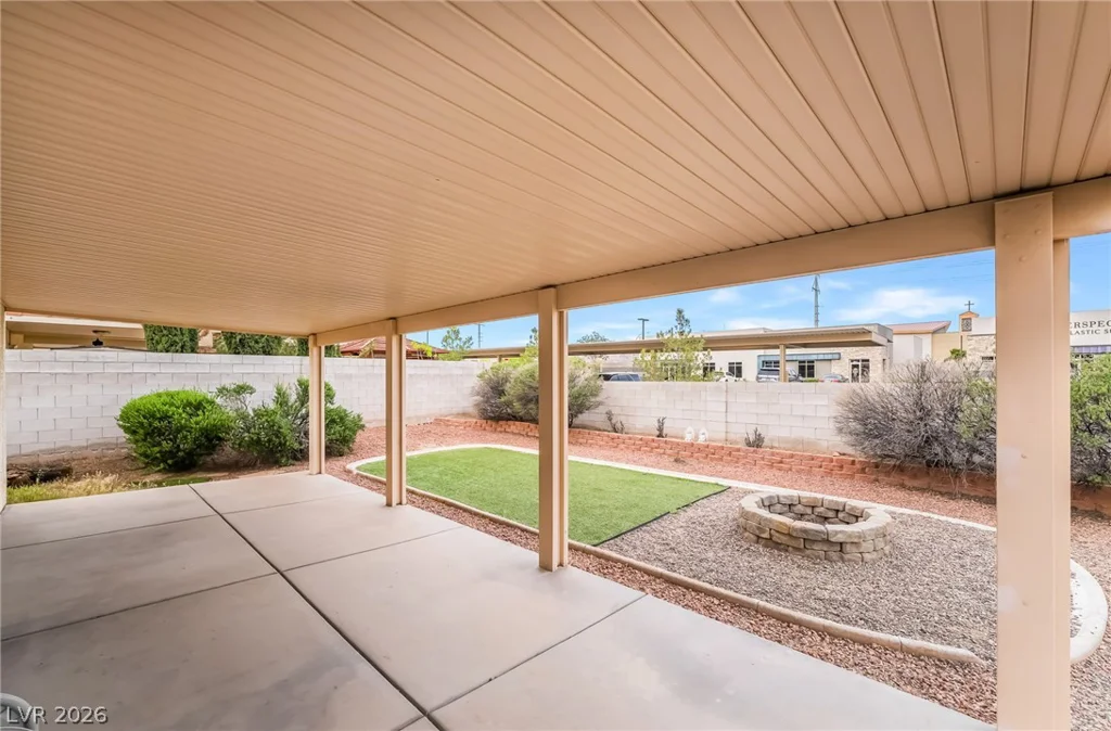 5875 Rainbow Trout, Las Vegas, NV 89113