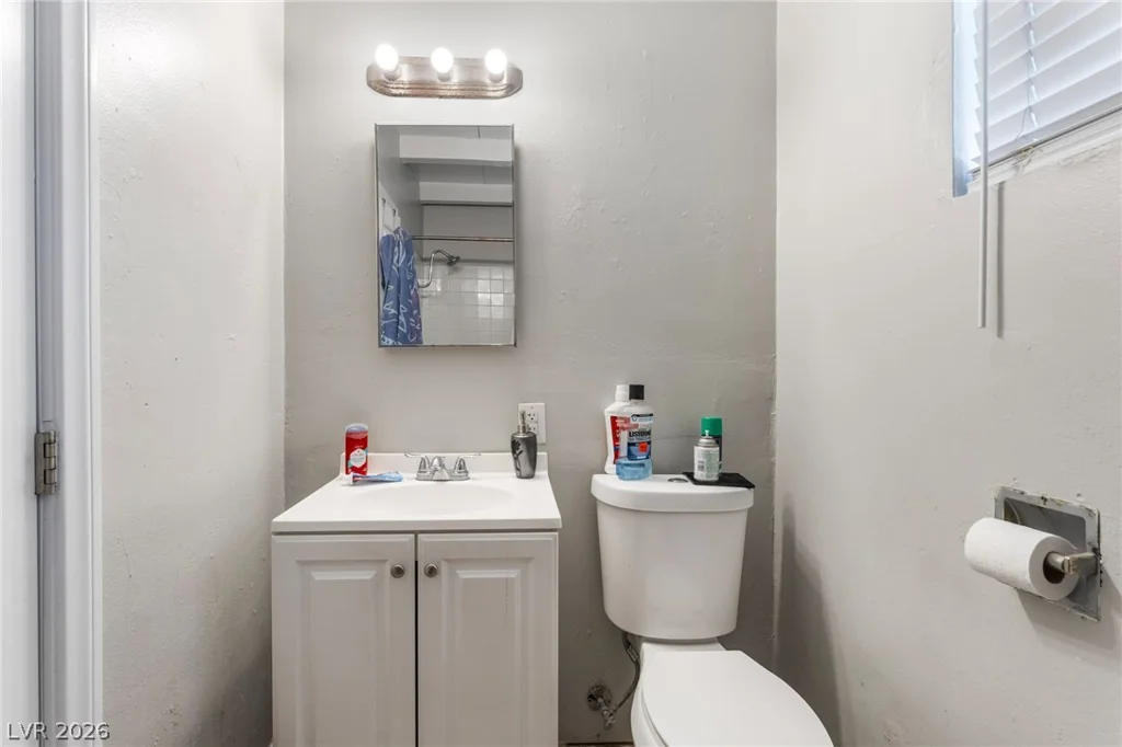 2104 White, North Las Vegas, NV 89030