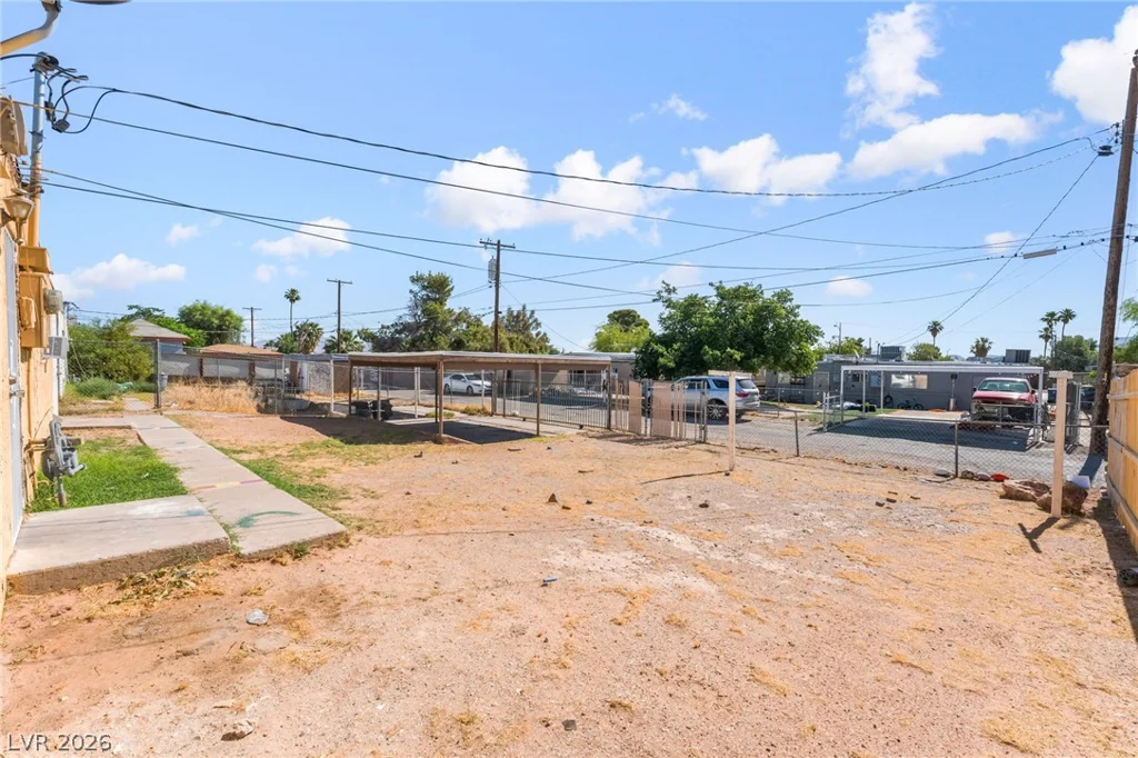 2104 White, North Las Vegas, NV 89030