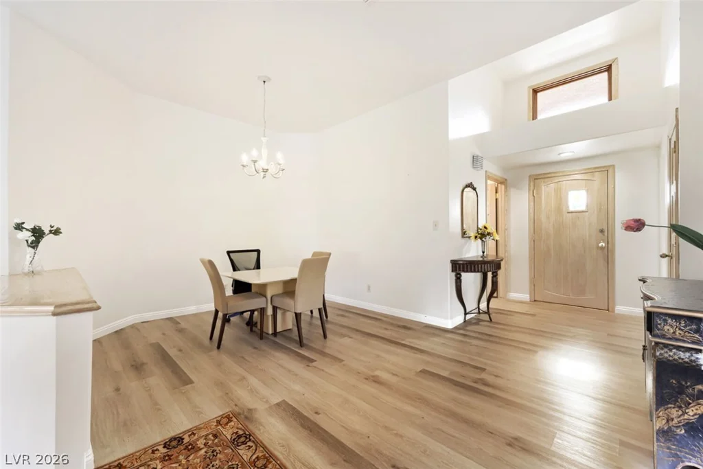 7363 Mission Hills, Las Vegas, NV 89113